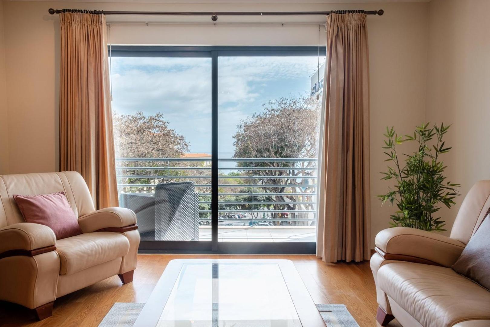 Guestready - Lido View Near The Beach Appartement Funchal  Buitenkant foto